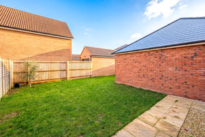 Photo 6- click for photo gallery